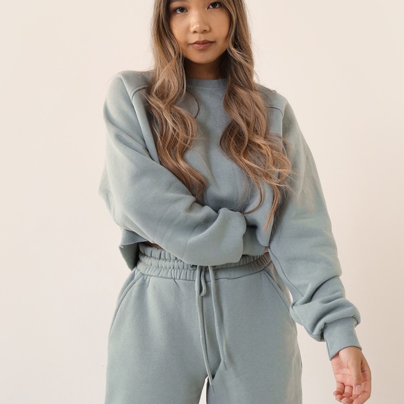 DUSTY SAGE GREEN CROP SWEATER SHORTS SET - Picture 4 of 4